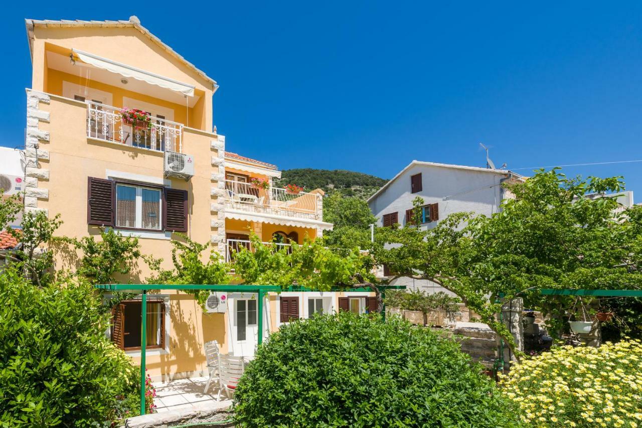 Nada Apartament